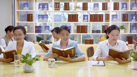 3. Mântuirea poate veni doar prin credința în Dumnezeu Atotputernic